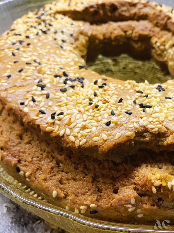 tahinli-ketojenik-ekmek-tarifi